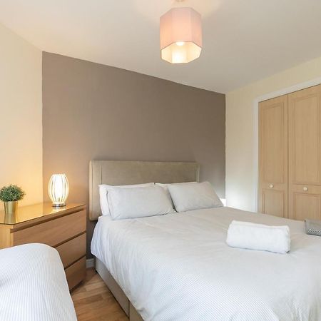 Dicksonfield Quiet Central Family Apartment With Parking Edynburg Zewnętrze zdjęcie
